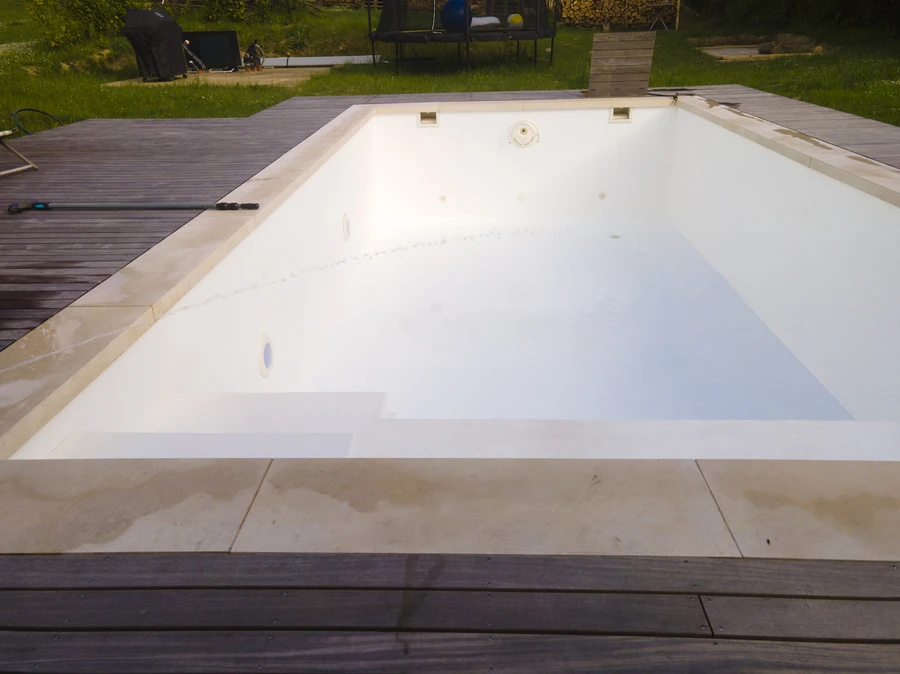 How Pool Plastering Improves Pool Water Temperature Regulation Moreno Valley CA How Pool Plastering Improves Pool Water Temperature Regulation Moreno Valley CA